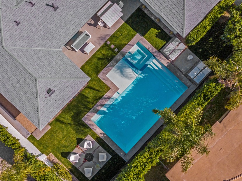 HOW DRONES ARE TRANSFORMING AN AGED REAL ESTATE PHOTOGRAPHY INDUSTRY